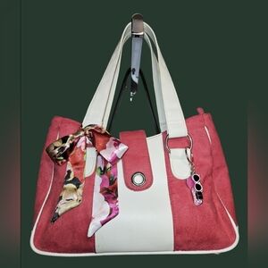 #575- Pink Suede And White Leather Handbag w/bow & Bagcharm